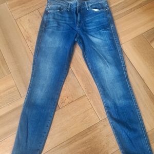 GUESS Jeans